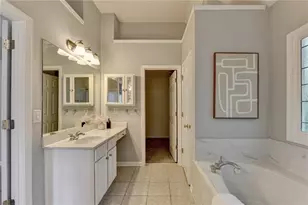 3545 Sentry View Trace, Suwanee, GA 30024 - Photo 36