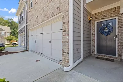 2175 Flying Spur Drive, Lithonia, GA 30058 - Photo 2
