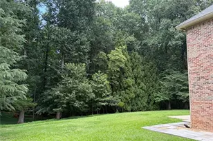 96 Highgrove Dr, Suwanee, GA 30024 - Photo 26