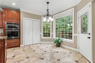 760 Links View Dr, Sugar Hill, GA 30518 - Photo 10
