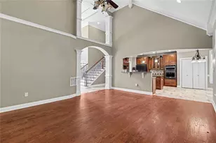 760 Links View Dr, Sugar Hill, GA 30518 - Photo 6