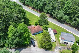 285 Carter St, Cornelia, GA 30531 - Photo 4