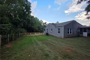 194 Park Dr, Jefferson, GA 30549 - Photo 32