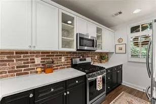 812 Creek View Ln, Roswell, GA 30075 - Photo 10