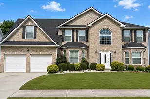 4947 Bottle Brush Ct, Snellville, GA 30039 - Photo 2