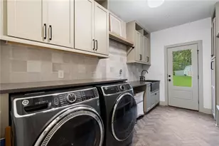 290 Walnutwood Trail, Roswell, GA 30075 - Photo 34