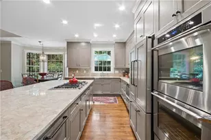 4504 Lake Forrest Dr, Atlanta, GA 30342 - Photo 22