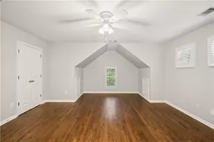 4504 Lake Forrest Dr, Atlanta, GA 30342 - Photo 34