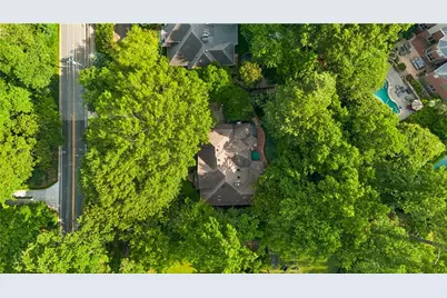 4504 Lake Forrest Drive, Atlanta, GA 30342 - Photo 62