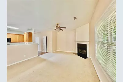 370 Creek Manor Way, Suwanee, GA 30024 - Photo 2