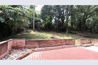 3727 Dial Drive, Stone Mountain, GA 30083 - Photo 10