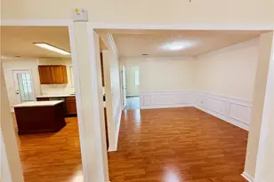 3811 Jackson Shoals Dr, Lawrenceville, GA 30044 - Photo 4