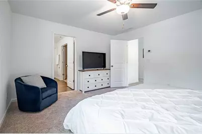 8317 Hunters Grove Road, Union City, GA 30291 - Photo 24
