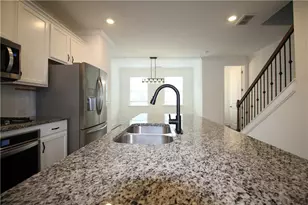 6532 Beacon Dr, Atlanta, GA 30328 - Photo 18
