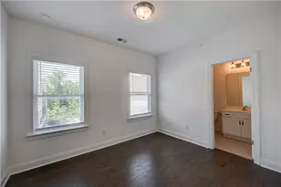 6532 Beacon Dr, Atlanta, GA 30328 - Photo 22