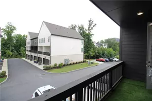 6532 Beacon Dr, Atlanta, GA 30328 - Photo 12