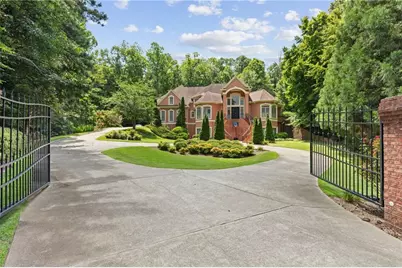 4680 Hamden Forest Drive SW, Atlanta, GA 30331 - Photo 2