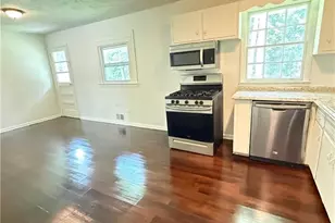 868 King Rd, Jonesboro, GA 30236 - Photo 6