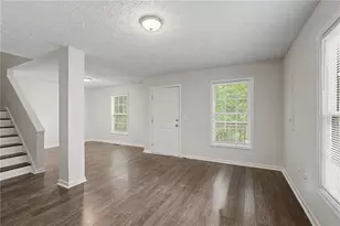 1167 Hubbard St SW, Atlanta, GA 30310 - Photo 2