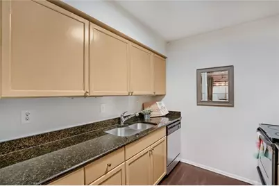 1150 Collier Road NW #H10, Atlanta, GA 30318 - Photo 10