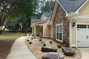 304 Pembroke Ct, McDonough, GA 30252 - Photo 2