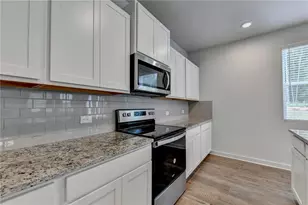 5165 Un Hts Wy, Flowery Branch, GA 30542 - Photo 14