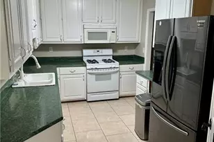 115 Cannon Dr, Fayetteville, GA 30214 - Photo 8