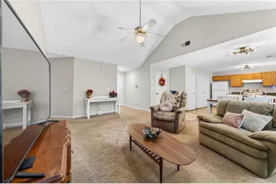 2343 Rambling Way, Lithonia, GA 30058 - Photo 4