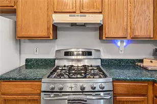 2343 Rambling Way, Lithonia, GA 30058 - Photo 10