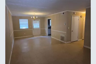 897 A Six Oaks Circle #B, Norcross, GA 30093 - Photo 4
