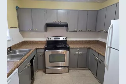 897 A Six Oaks Circle #B, Norcross, GA 30093 - Photo 2