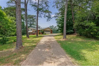 115 Brookshire Drive, Fayetteville, GA 30215 - Photo 1