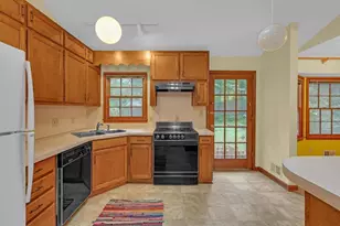 4304 Marjorie Rd, Snellville, GA 30039 - Photo 10