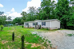 526 Silver Falls Rd, Cleveland, GA 30528 - Photo 2