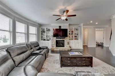 5525 Nesmith Court, Cumming, GA 30040 - Photo 14