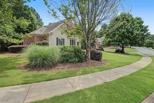 2989 Highcreek View NW, Kennesaw, GA 30144 - Photo 2