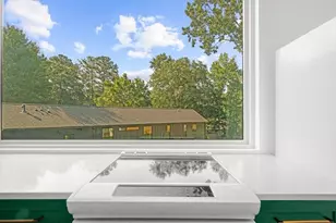 1871 Dyer Cir, Atlanta, GA 30341 - Photo 20