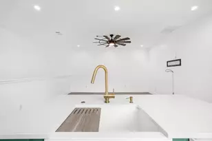 1871 Dyer Cir, Atlanta, GA 30341 - Photo 22