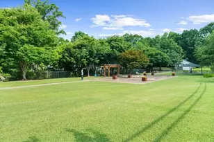 1871 Dyer Cir, Atlanta, GA 30341 - Photo 52