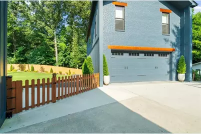 1871 Dyer Circle, Atlanta, GA 30341 - Photo 4