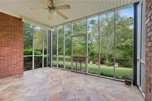 129 Holiday Rd, Buford, GA 30518 - Photo 44