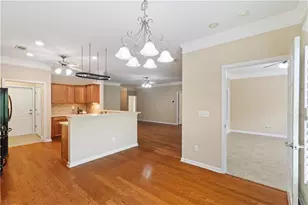 129 Holiday Rd, Buford, GA 30518 - Photo 12