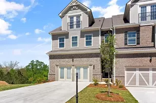 1905 Manor Pointe Dr, Cumming, GA 30041 - Photo 2