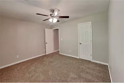 7240 Coral Lake Drive, Flowery Branch, GA 30542 - Photo 14