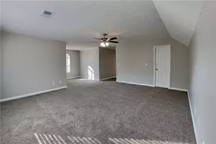 7240 Coral Lake Dr, Flowery Branch, GA 30542 - Photo 10
