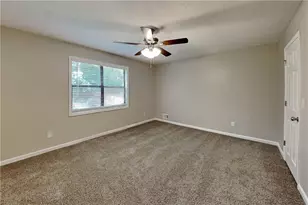 6035 Stone Wood Dr NW, Kennesaw, GA 30152 - Photo 8