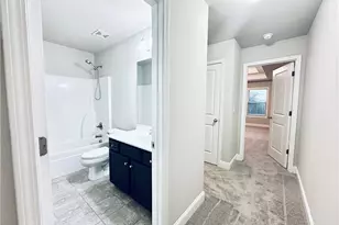 390 Holdings Dr, Lawrenceville, GA 30044 - Photo 20