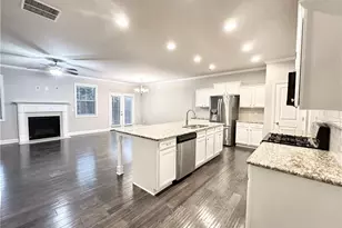 390 Holdings Dr, Lawrenceville, GA 30044 - Photo 6