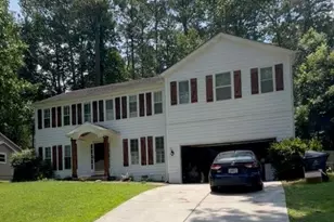 2135 Laurel Mill Way, Roswell, GA 30076 - Photo 2