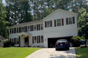 2135 Laurel Mill Way, Roswell, GA 30076 - Photo 2